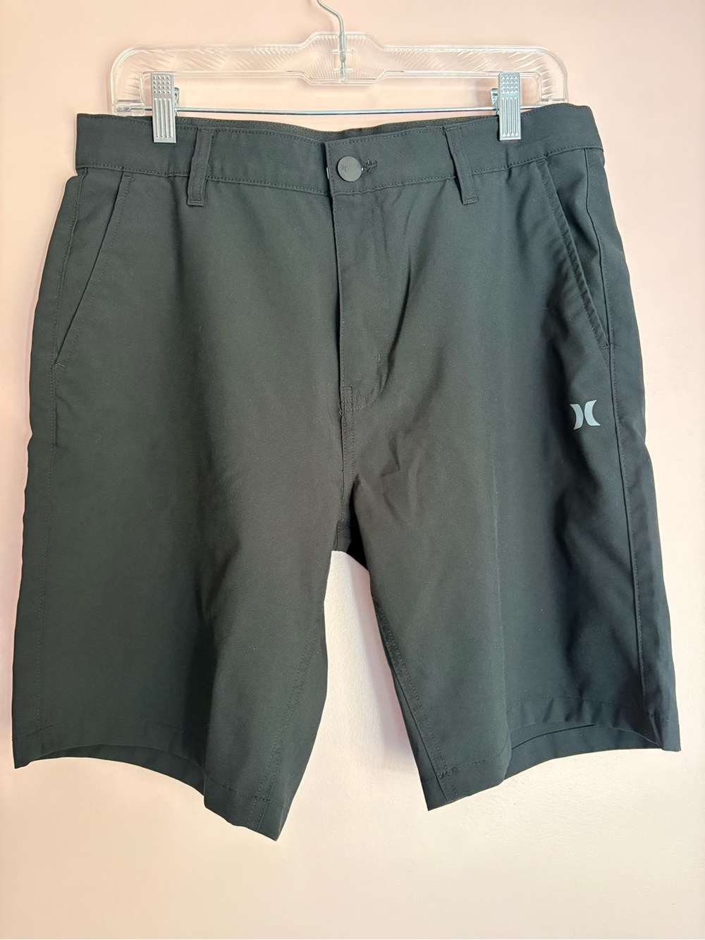 💙Hurley Men's Black Performance Flat-Front Shorts